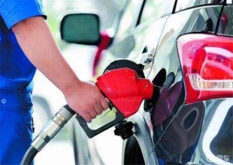 高速路车子没油怎么处理_车子在高速没有油了怎么办_高速油没了怎么办